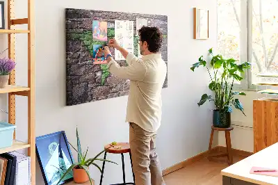 Bedruckte Weltkarte als Korkpinnwand