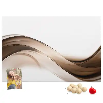 Bedruckte Korkplatte mit abstrakten Linien