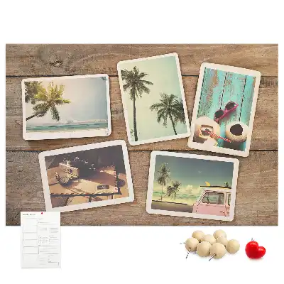 Bedruckte Korkplatte mit Polaroid-Fotos
