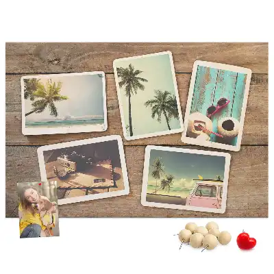 Bedruckte Korkplatte mit Polaroid-Fotos