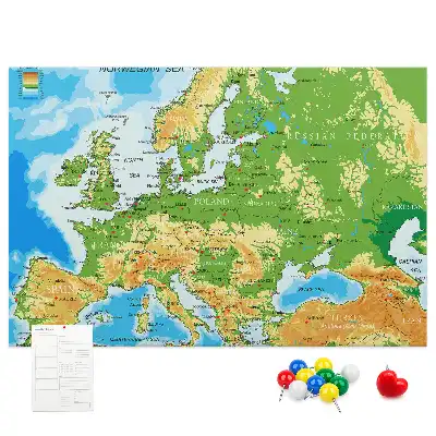 Pinnwand mit Weltkarte für Geografie