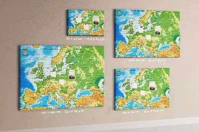 Pinnwand mit Weltkarte für Geografie