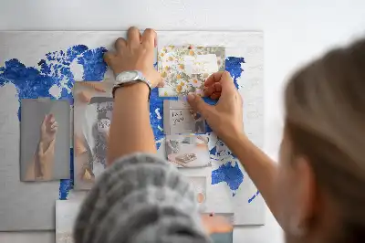 Pinnwand Weltkarte im Kosmos Design