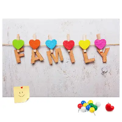 Bedruckte Korkplatte Familienschriftzug