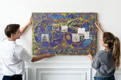 Bilder-Korktafel mit Atlaskarte