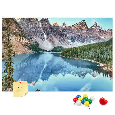 Bedruckte Korkplatte mit Motiv Felsige Berglandschaft