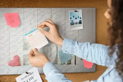 Bilder-Korktafel mit Typografie Home für die Wohnzimmerwand