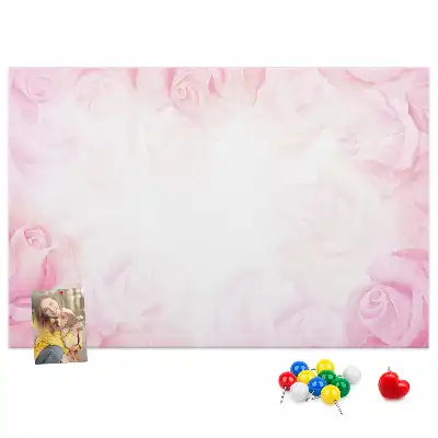 Kork-Pinnwand mit abstraktem Rosen-Motiv