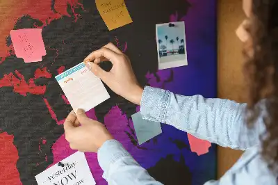 Bedruckte Korkplatte Weltkarte fürs Büro