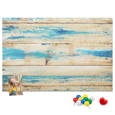 Korktafel mit Motiv Zerkratztes Holz