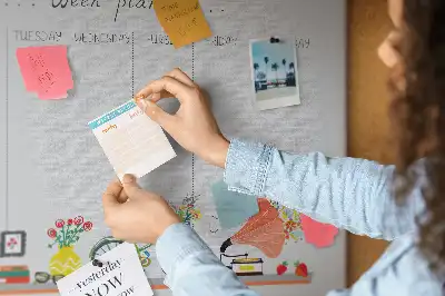 Bilder-Korktafel Wochenkalender für die Wand