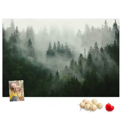 Bedruckte Korkplatte Wald im Nebel Morgen