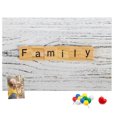 Bedruckte Korkplatte mit Familienmotiv