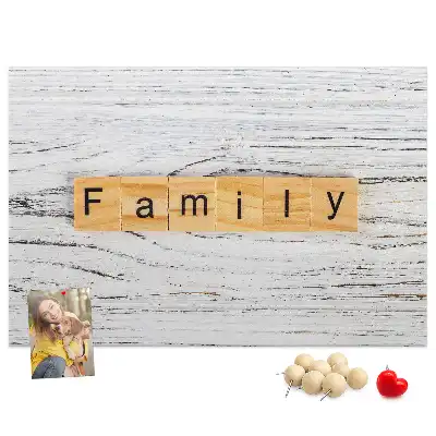 Bedruckte Korkplatte mit Familienmotiv