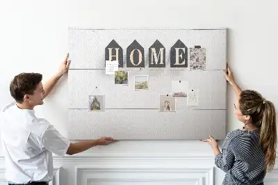 Bilder-Korktafel als Wohndekoration mit Text
