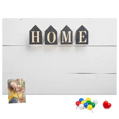 Bilder-Korktafel als Wohndekoration mit Text