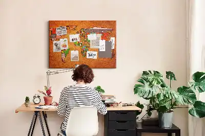 Bedruckte Weltkarte aus Kork mit Flaggen