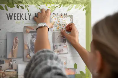 Bilder-Korktafel Wöchentlicher Speiseplan