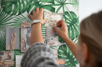 Kork-Pinnwand im Monstera-Blatt-Design