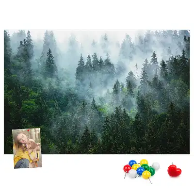Bilder-Korktafel Nebliger Nadelwald