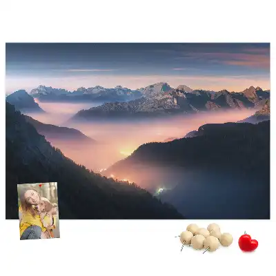 Bedruckte Korkplatte Berggipfel Landschaft