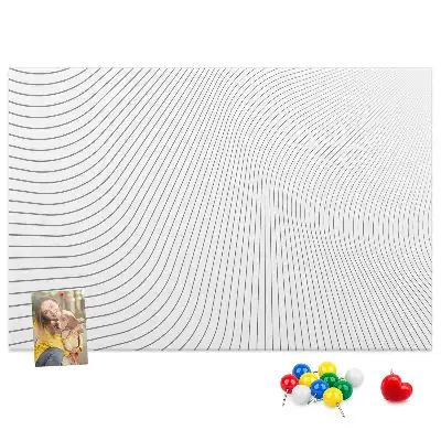 Bedruckte Korkplatte mit abstrakten Linien