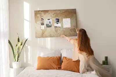 Kork-Pinnwand mit Weltkarten-Motiv im Vintage-Stil