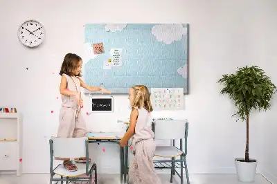 Pinnwand und Tafel für Kinder