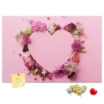 Korkpinnwand mit Blumenherz-Motiv