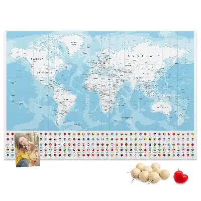Bilder-Korktafel mit Illustration einer Kontinentkarte