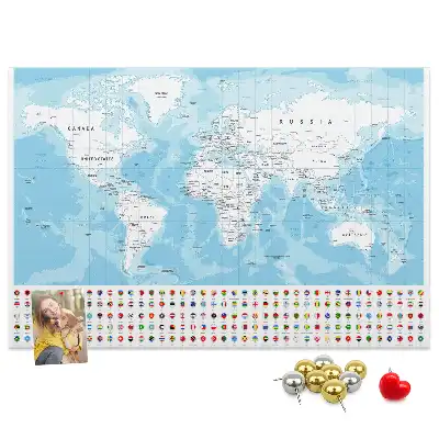 Bilder-Korktafel mit Illustration einer Kontinentkarte