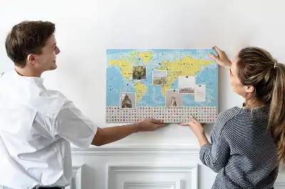 Korktafel Weltkarte mit Flaggen