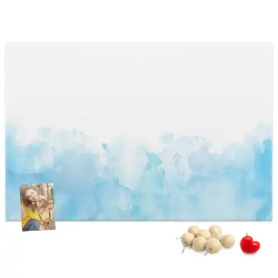 Pinnwand mit gemalten Flecken