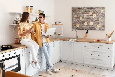 Kork-Pinnwand im Ziegelmauer-Design