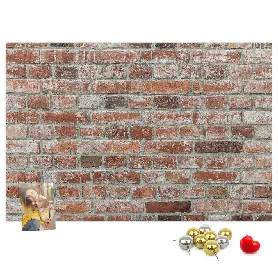 Kork-Pinnwand im Ziegelmauer-Design