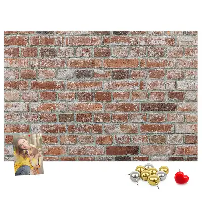 Kork-Pinnwand im Ziegelmauer-Design