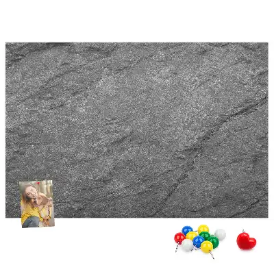 Bedruckte Korkplatte im Vulkangestein-Design