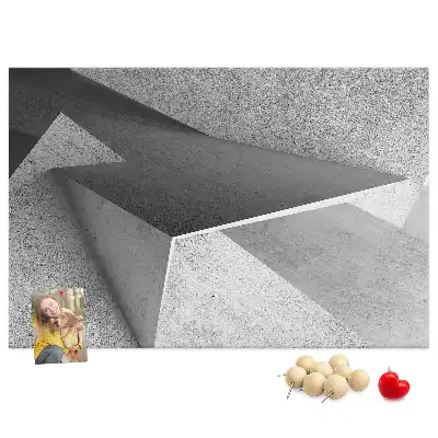 Pinnwand mit moderner Figurenkomposition