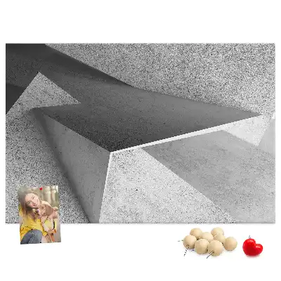 Pinnwand mit moderner Figurenkomposition