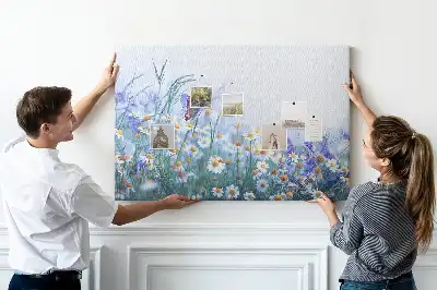Bedruckte Korkplatte mit Schmetterling-auf-der-Wiese-Motiv