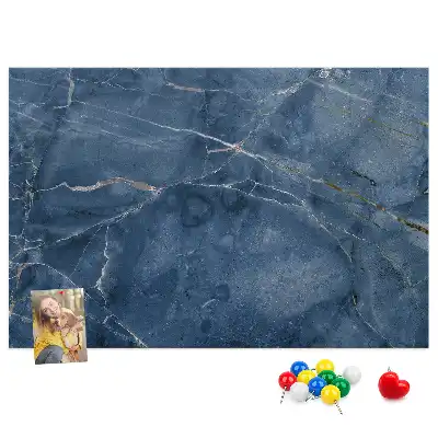 Bedruckte Korkplatte mit stilvoller Marmoroptik