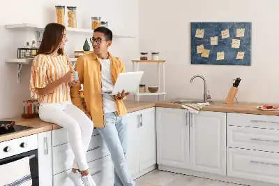 Bedruckte Korkplatte mit stilvoller Marmoroptik
