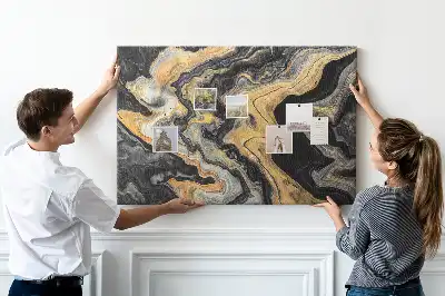Bilder-Korktafel mit vergoldeter Felsstruktur