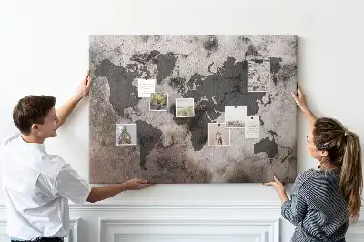 Bilder-Korktafel mit Weltkarten-Motiv in Sichtbeton-Optik