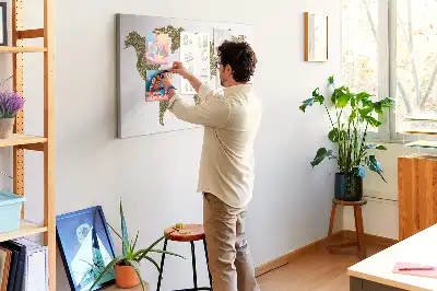 Bedruckte Korkplatte mit Weltkarte