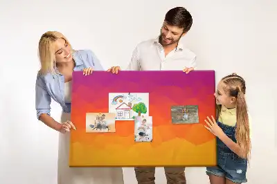 Pinnwand mit Sonnenaufgang-Motiv