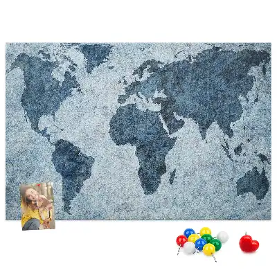 Bilder-Korktafel mit Weltkartenaufdruck