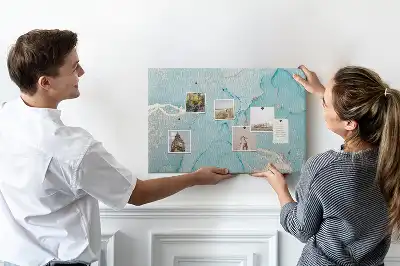 Bilder-Korktafel in eleganter Felsoptik