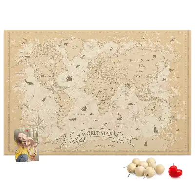 Bedruckte Korkplatte mit klassischer Retro-Weltkarte