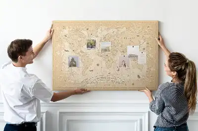 Bedruckte Korkplatte mit klassischer Retro-Weltkarte